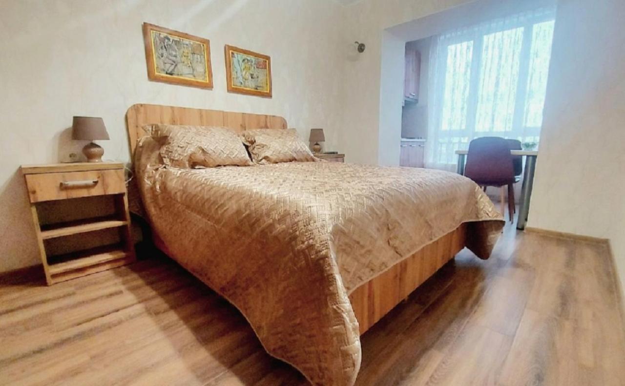 Мелодия Прованса В Старом Центре Charkiw Exterior foto